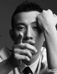 演员文章照片,演员文章的优雅瞬间