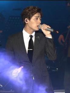 李易峰八卦,揭秘娱乐圈的“流量王”背后的故事